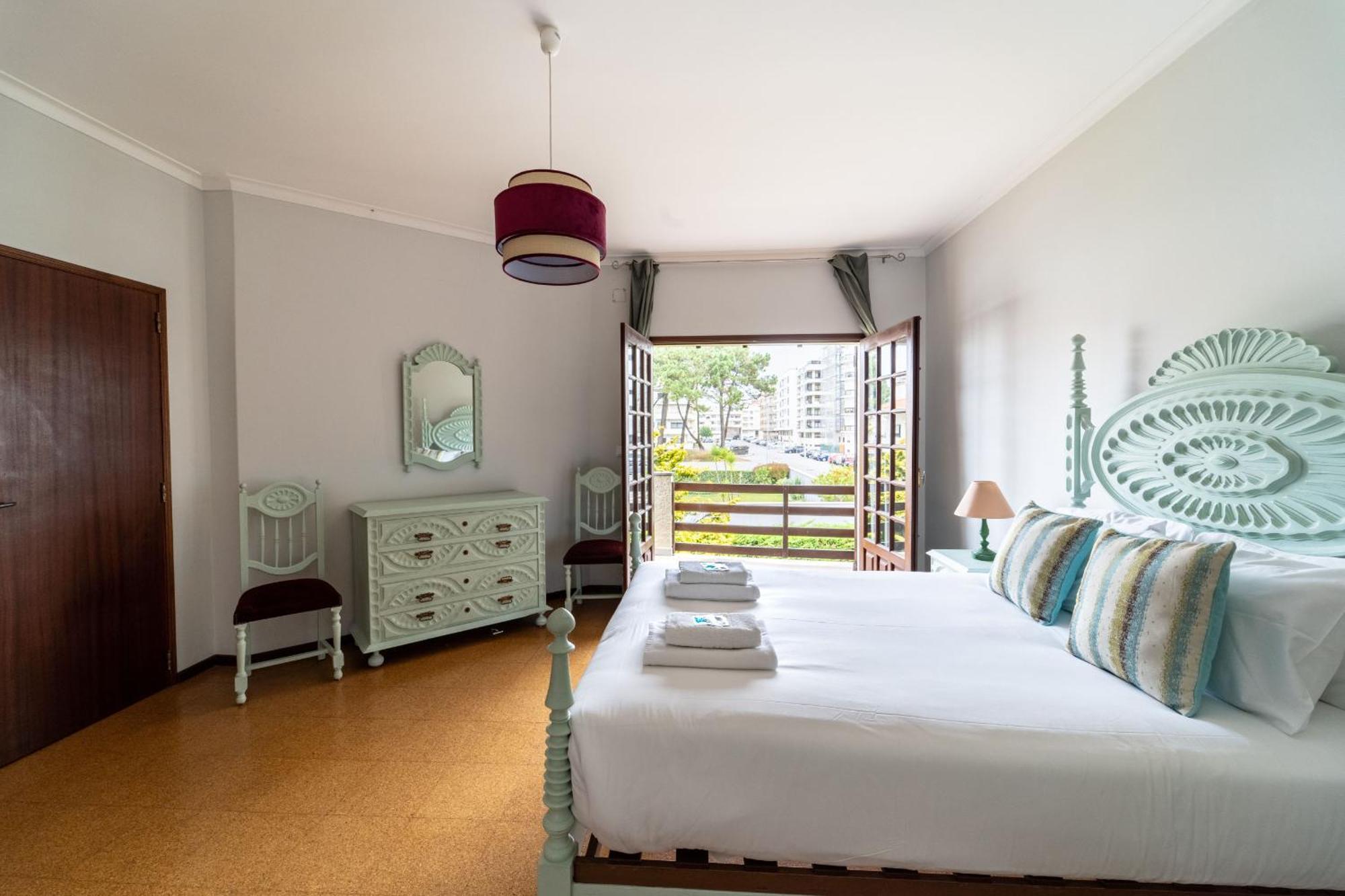 Amorosa Villa, 500M From The Beach By House And People מראה חיצוני תמונה