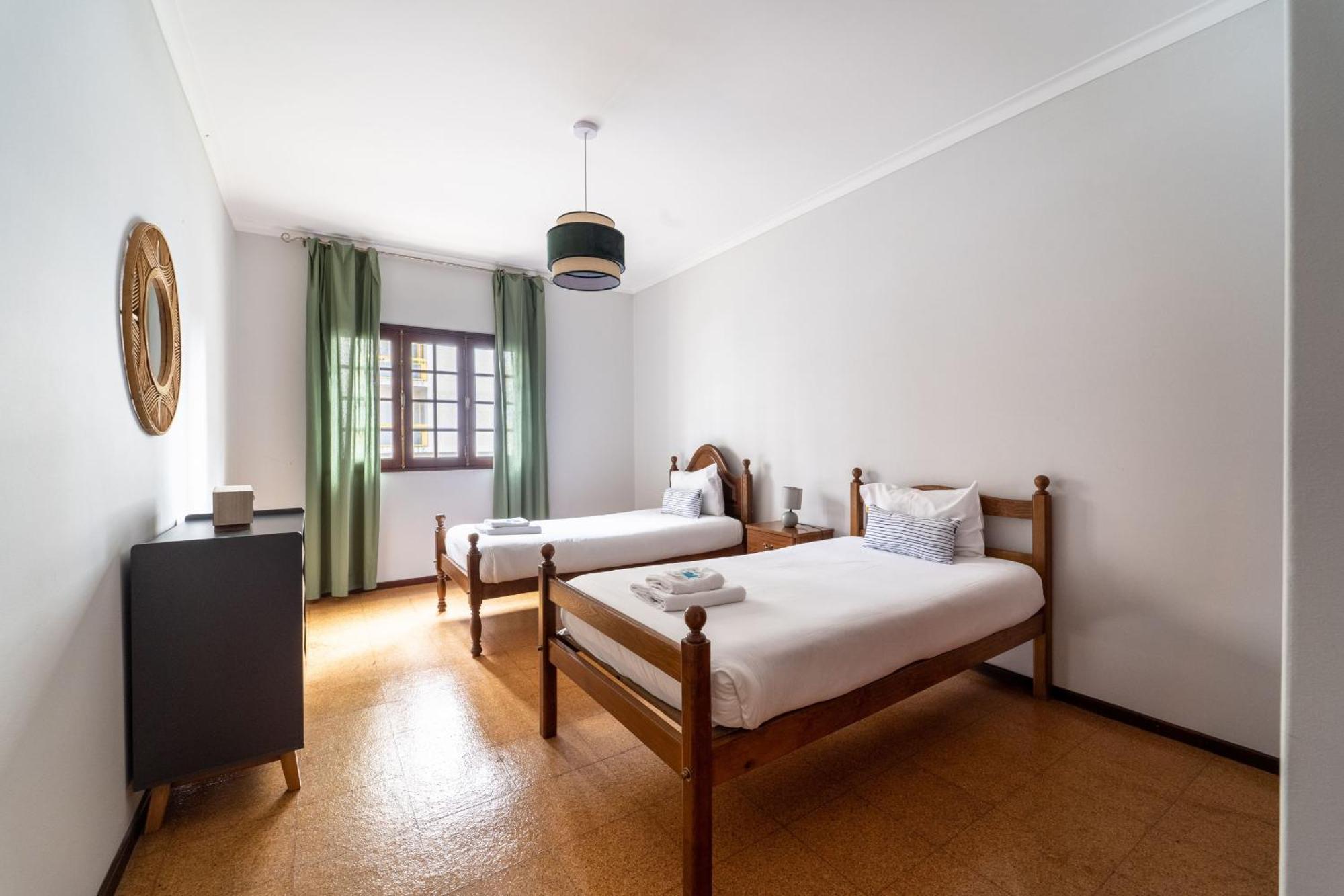 Amorosa Villa, 500M From The Beach By House And People מראה חיצוני תמונה