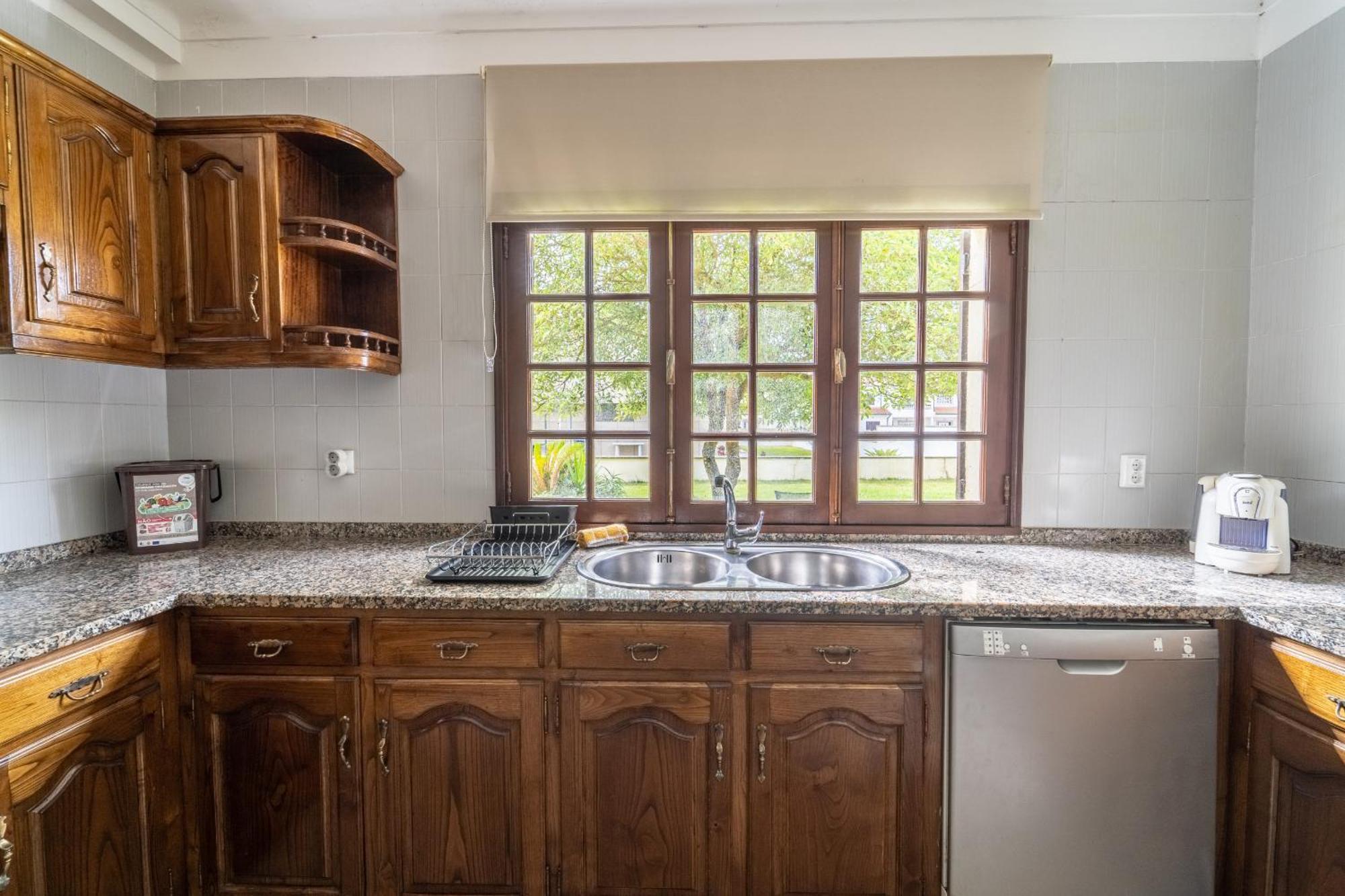 Amorosa Villa, 500M From The Beach By House And People מראה חיצוני תמונה